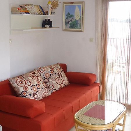 Apartment Pava Stomorska Exterior photo